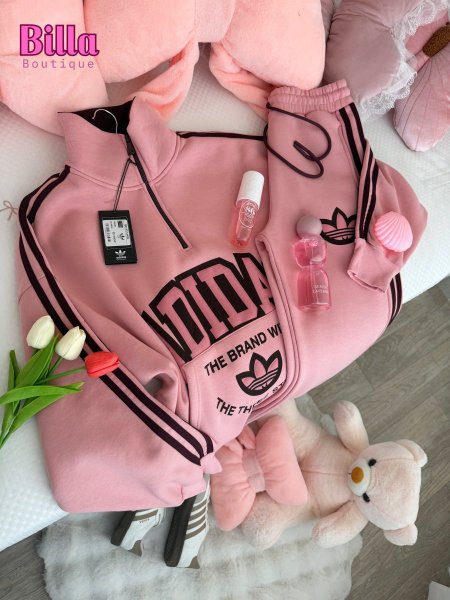 ترينينج من adidas خامة ثلاث خيط باللون الزهري المميز والكواليتي🔥💕