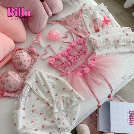 بكج التوليب🌷بتكون من ست قطع🥹(بيجامة ولانجري وطقم داخلي🥹🌷💗)