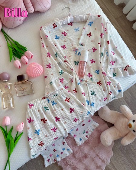 بيجامة ثلاث ارباع منقشة فيونكات بتسطللل😭😭🎀🎀💜♥️💗🎀💕