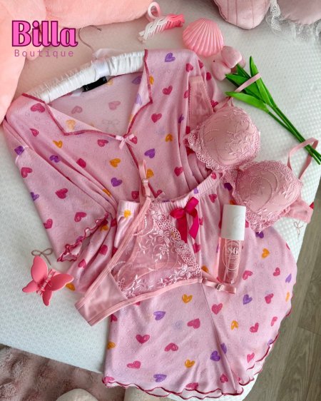 بيجامة شورت منقشة قلوب 💕 بلونها المميز والكواليتي الخطير😭😭🔥