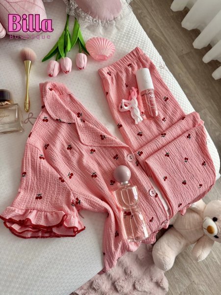 بيجامة بلونها المييز💗😭منقشة كرز🍒والكواليتي خطير🔥