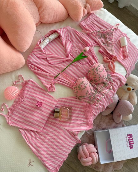 بكج باللون البينك المخطط بتكون من ست قطع مع بوكس بسطل😭😭💗🎀💕