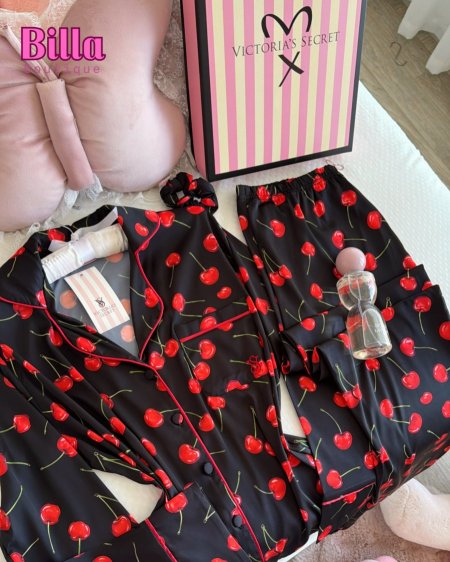 بيجامة فيكتوريا سيكريت اسود منقشة 🍒 كم طويل🥺♥️🍒