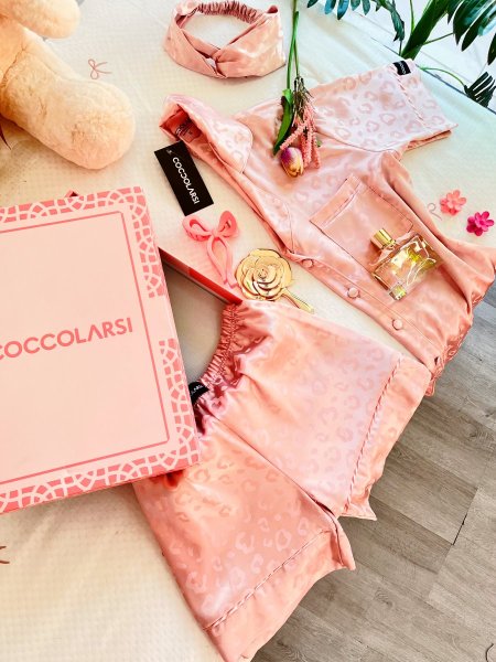 بيجامة الماركة الايطالية cocco شور مع بوكس وبندانة💕