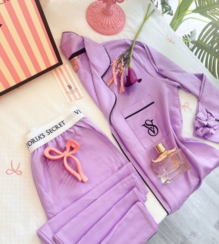 بيجامة فيكتوريا سيكريت بنطلون قطنية مع بوكس باللون النهدي💜