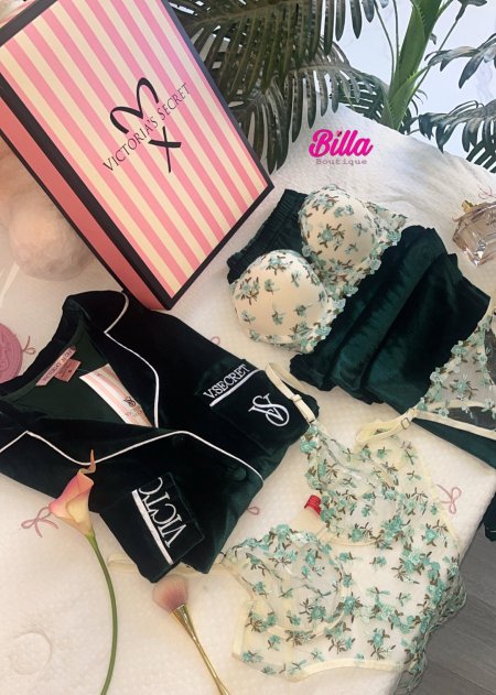 بيجامة فيكتوريا سيكريت باللون الاخضر الغامق والكواليتي🔥😍❤️