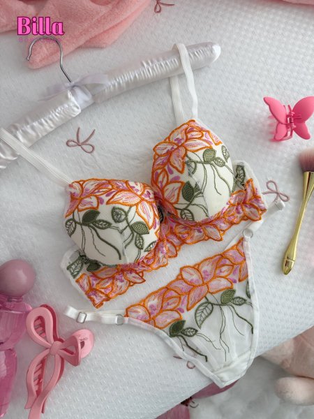 طقم داخلي دبل بوش منقش ورد💐🏵️🌸